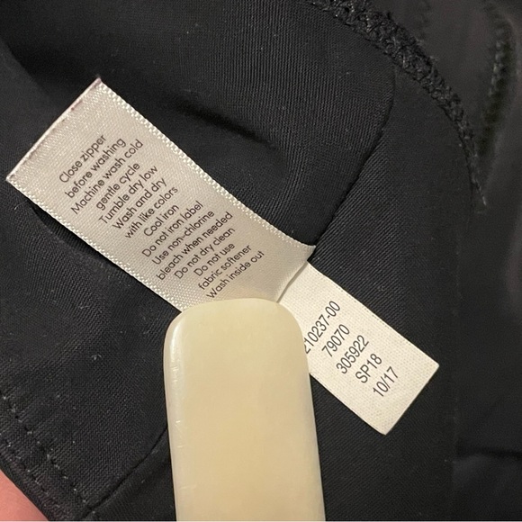 Athleta Black Legging Workout Tights Ankle Length EUC size M - Picture 8 of 9